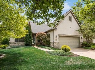 895 Linworth Village Dr, Columbus, OH 43235