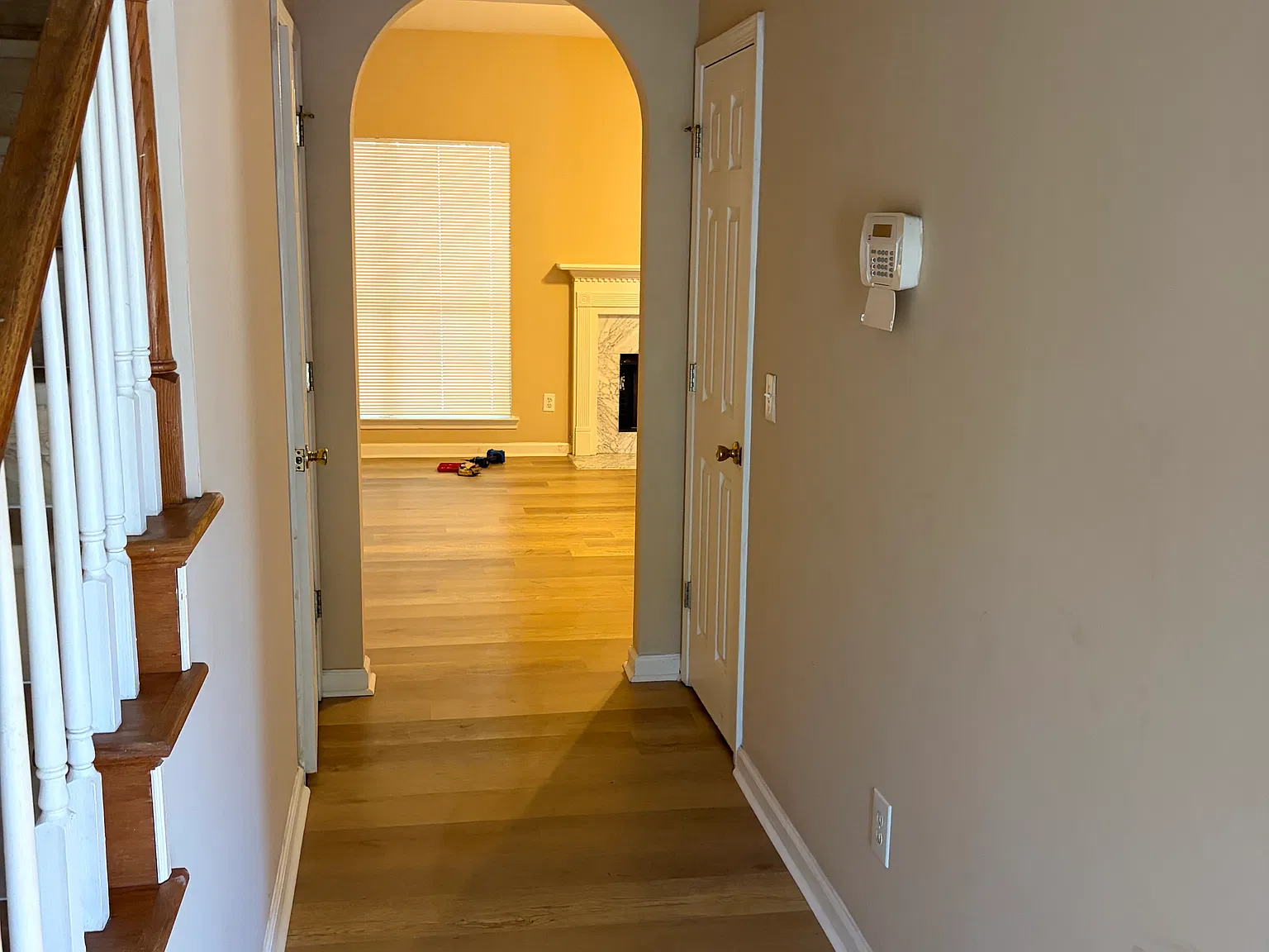 3 bed, 2.5 bath, 1600 sqft, $1,700 — Photo 3