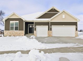 4113 Autumn Fields Rd, Windsor, WI 53598
