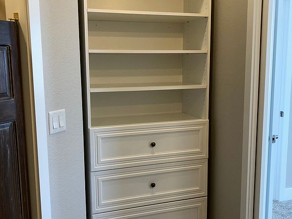 MASTER CLOSET