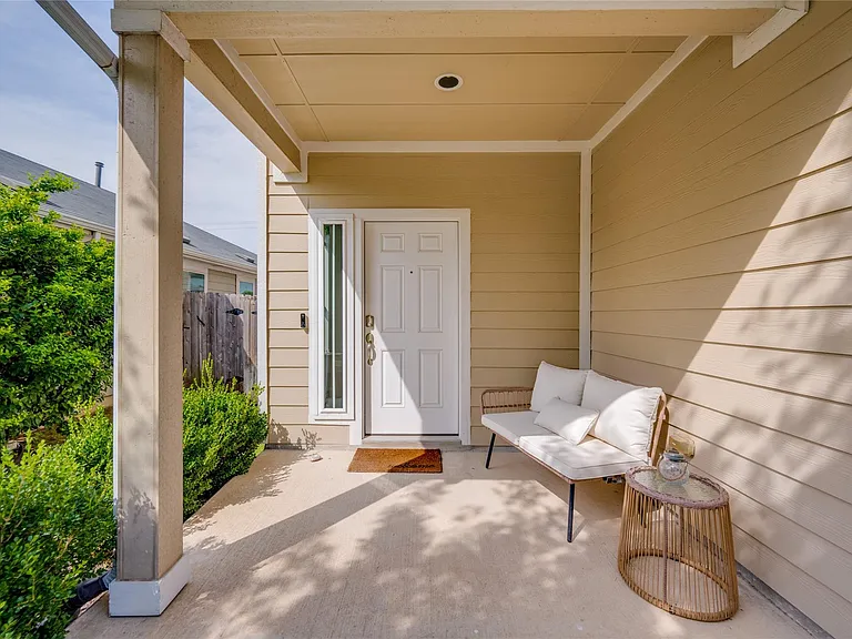 7948 Castelardo Pl — Photo 32