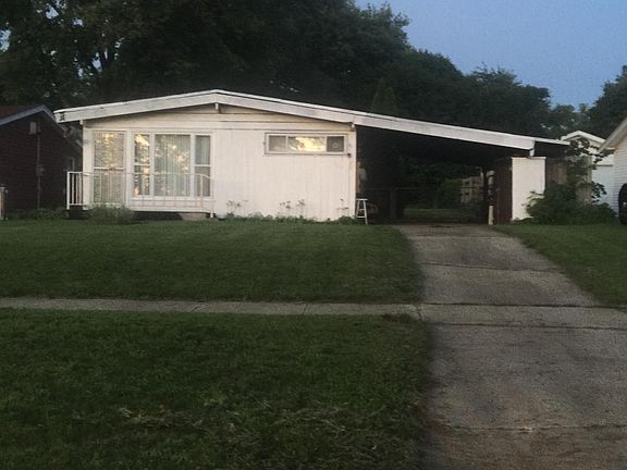3rd image of 1108 S Johnston Ave