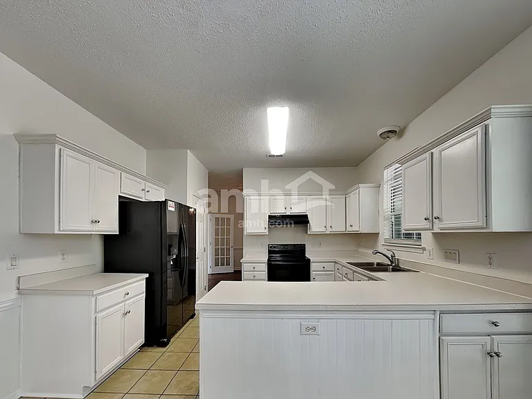 14701 Pomerol Ln — Photo 3