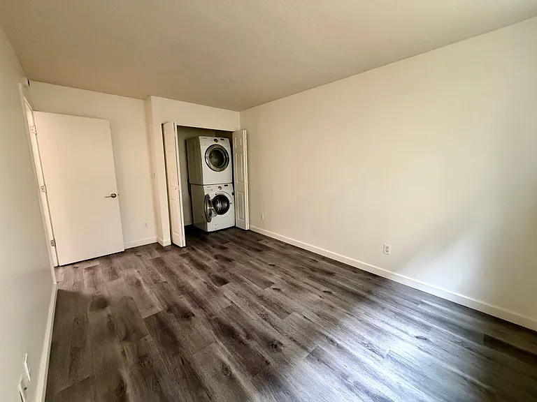 Holgate Lofts — Photo 49