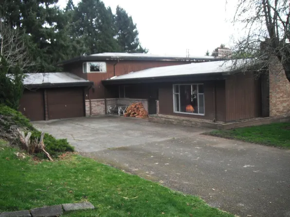 12626 64th Ave S, Seattle, WA 98178