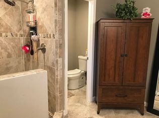 1179 Lakeview Rd, Grayson, GA 30017