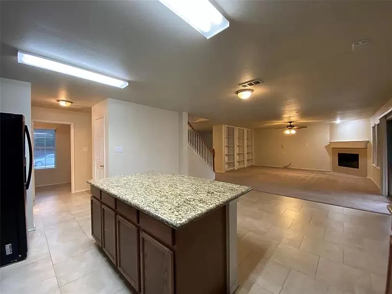 6315 Tara Ln — Photo 4