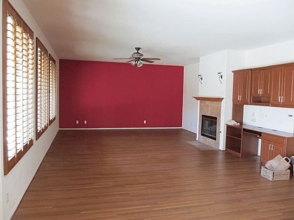 3rd image of 31460 Congressional Dr