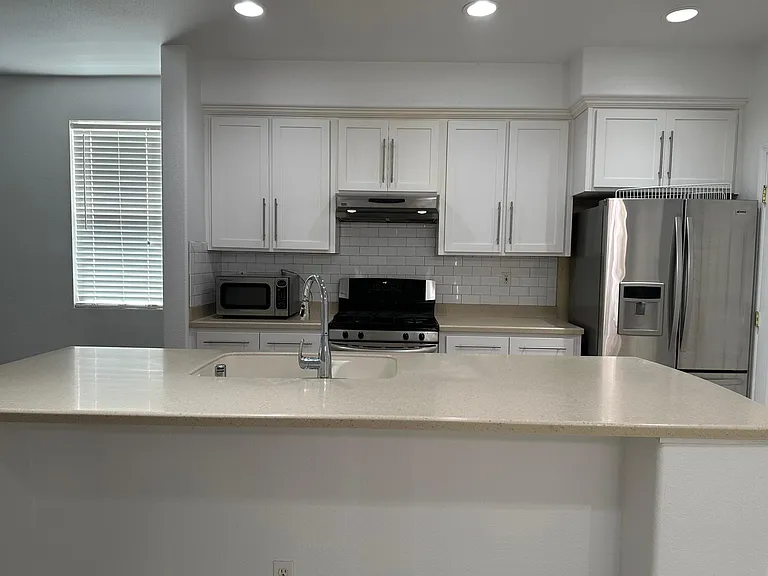 2230 Gibralter Ln — Photo 7