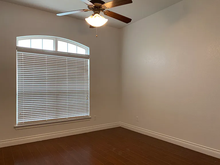 1192 Seaborn Rd — Photo 26