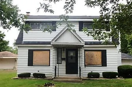 14915 State St photo 1