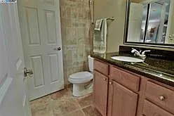 2 bed, 1058 sqft, $2,795 — Photo 4