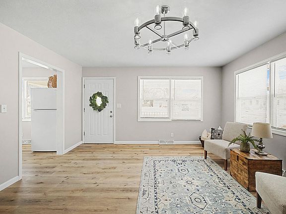 4th image of 2211 N 24th St