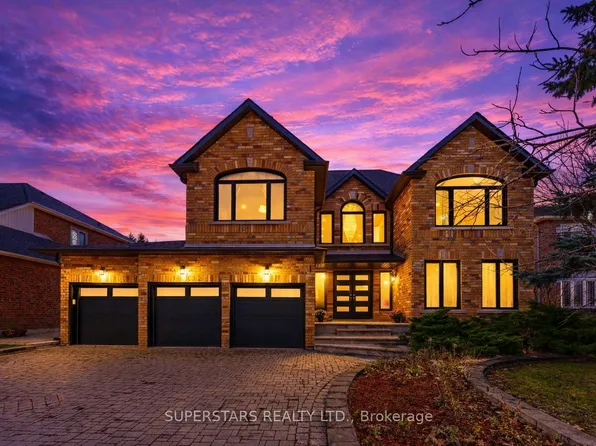 622 Lyman Blvd, Newmarket, ON L3X 1V9