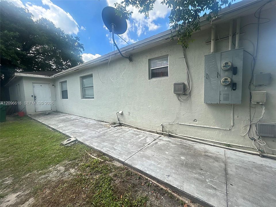 2nd image of 2800 NW 48th St