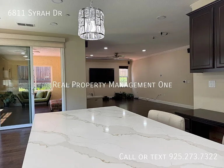 6811 Syrah Dr — Photo 10