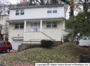 93 Hillside Ave, Staten Island, NY