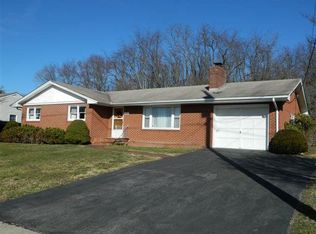 1235 Culbert Dr, Marion, VA 24354