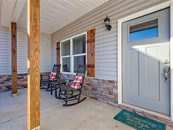 5th image of 995 Dortch Rd