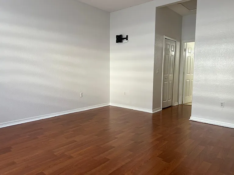 6121 SW 159th Ct — Photo 11