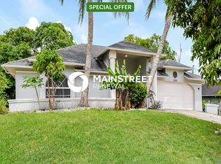 17297 Lee Rd, Fort Myers, FL 33967