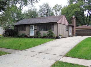 2503 Sigwalt St, Rolling Meadows, IL 60008