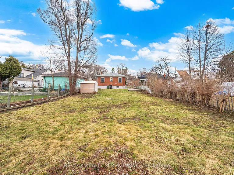 6 Bonnyview Dr #LOWER — Photo 25