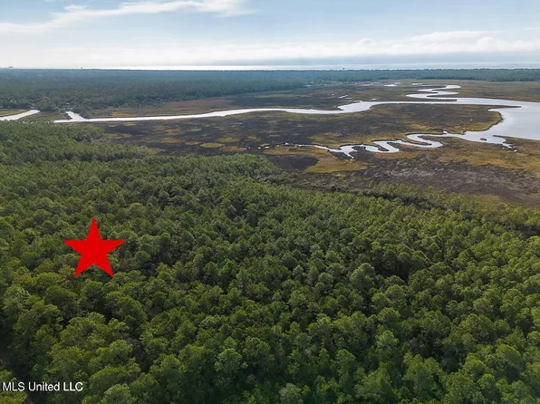 0 Yacht Club Dr #20, Pass Christian, MS 39571