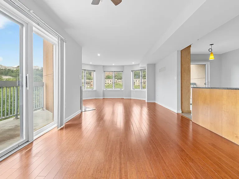 518 Ellery Ct #518 — Photo 7