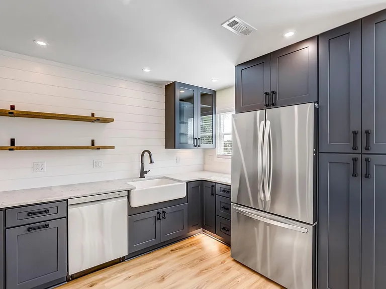 925 Tarpon Ave #26 — Photo 4