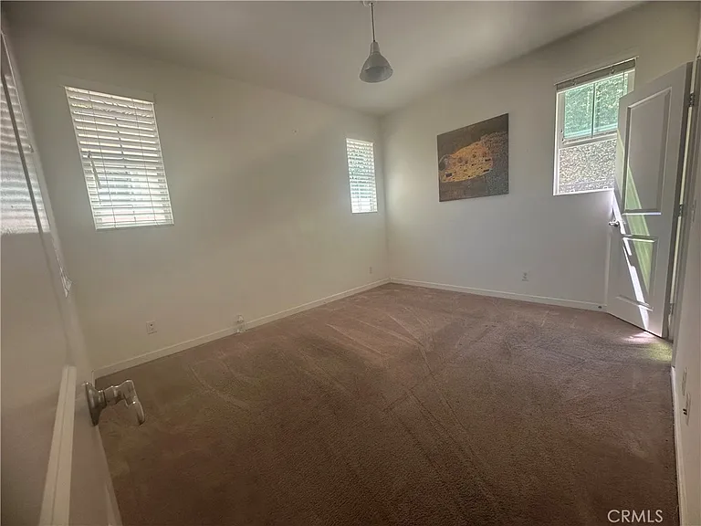21116 Blossom Way — Photo 6