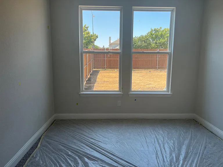 588 Hutchinson Ln — Photo 29