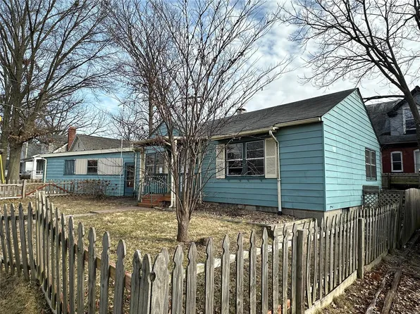 4 N 78th St, Belleville, IL 62223