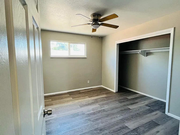 419 Dallas St SE #A — Photo 19