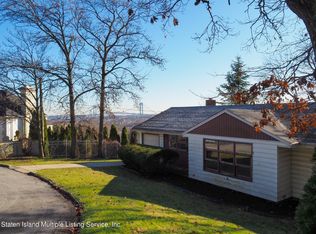 26 Wetmore Rd, Staten Island, NY 10301