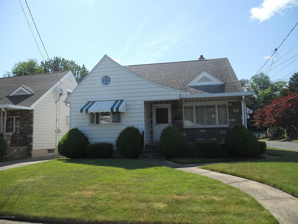 1st image of 637 Church St