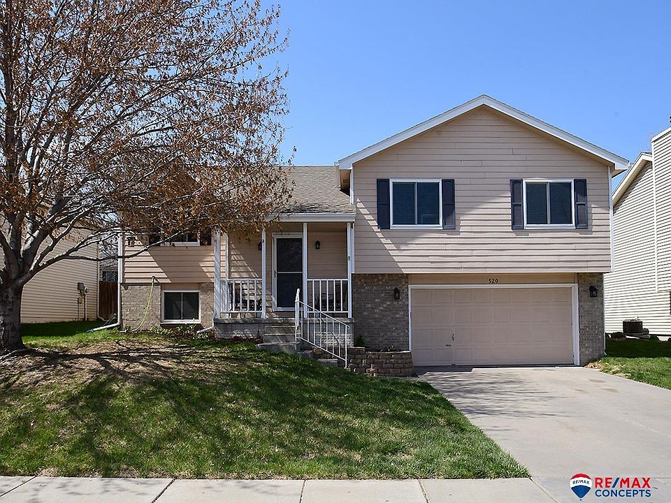 1st image of 520 W Chadderton Dr