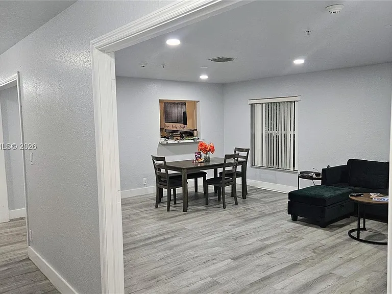 2953 NW 10th Ct — Photo 12