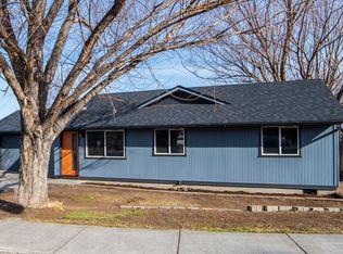 1942 SW 33rd St, Redmond, OR 97756