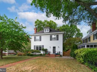 208 N Queen St, Chestertown, MD 21620