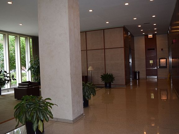 4th image of 3550 N Lake Shore Dr APT 508