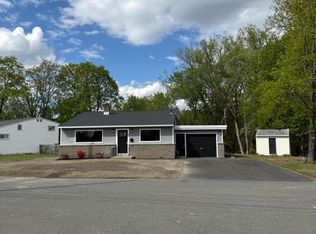 23 Anthony Ln, Albany, NY 12205