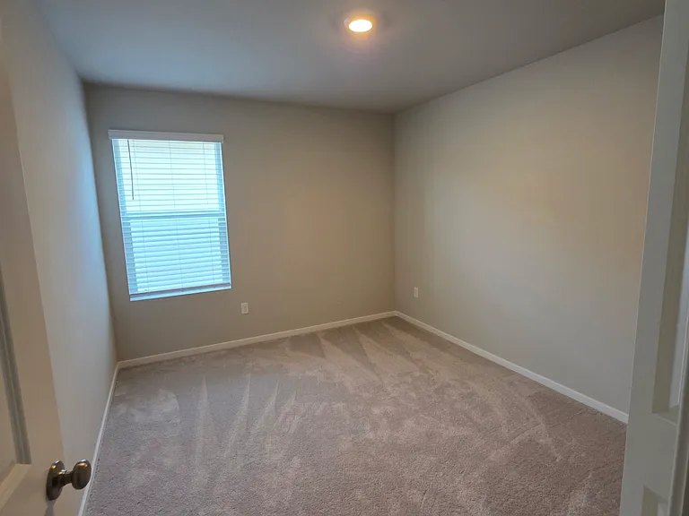 423 186th Pl SW — Photo 10