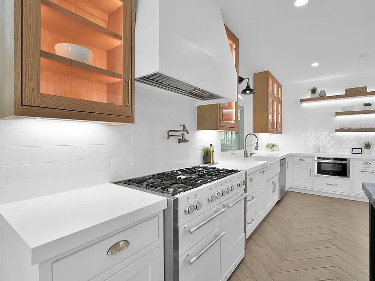 35 Fernglen Dr — Photo 11