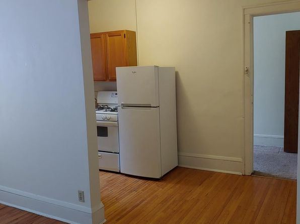1619 Lagoon Ave S #203