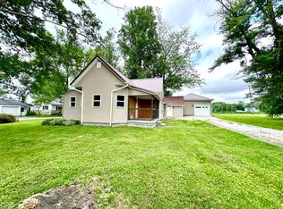 203 N James St, Russellville, IN 46175