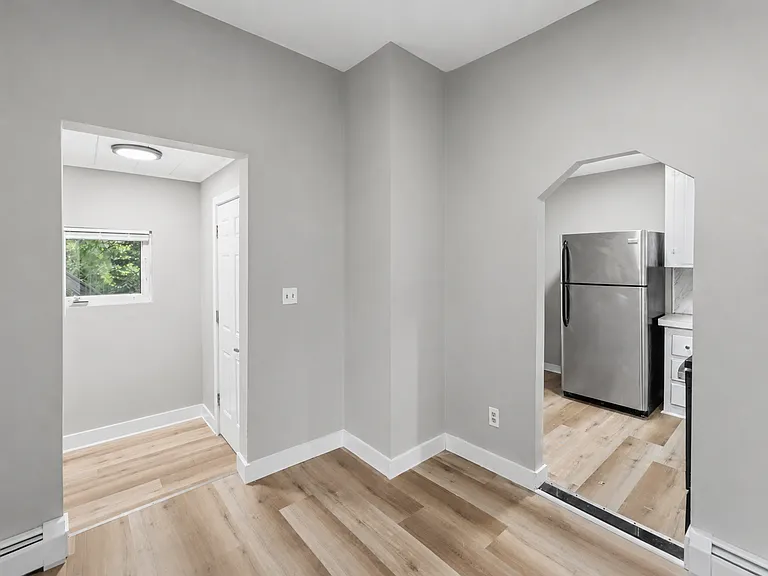 82 Pond St — Photo 2