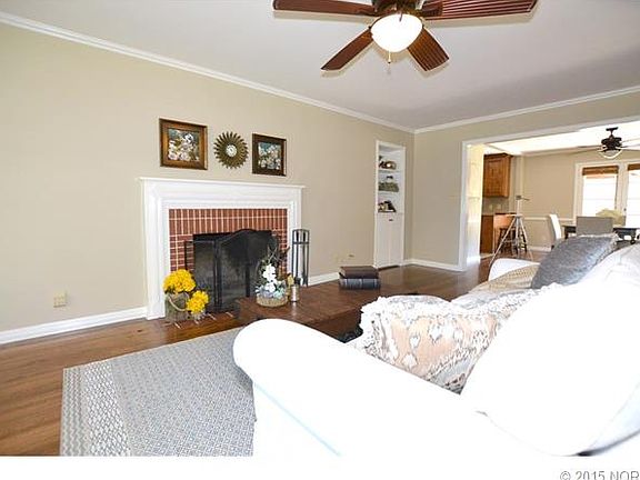 5th image of 2509 S Columbia Pl