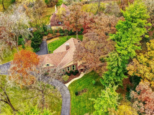 2S137 Willow Creek Dr, Elburn, IL 60119