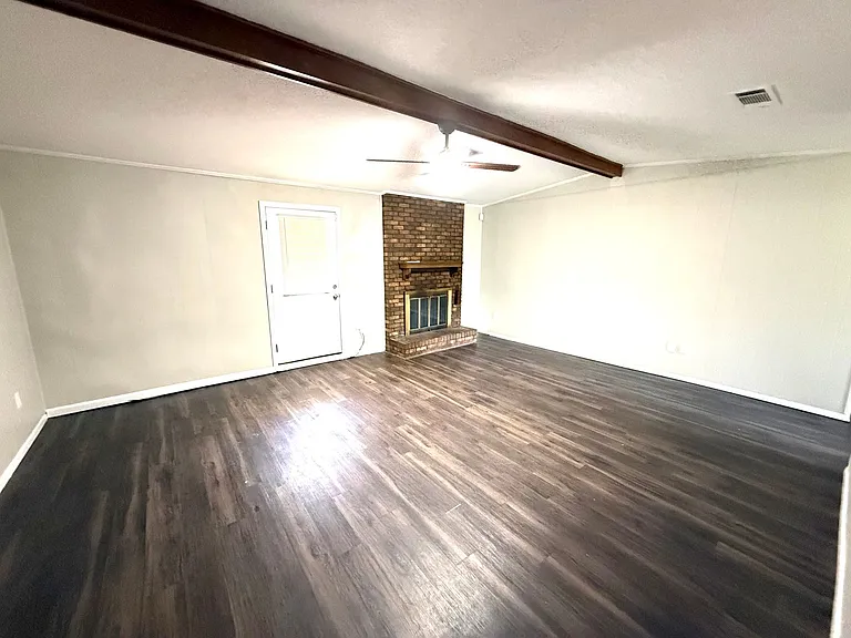 6265 Nature Dr — Photo 3